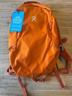 NWT Hydro Flask Down Shift 14 Liter Hydration Pack, Bronze